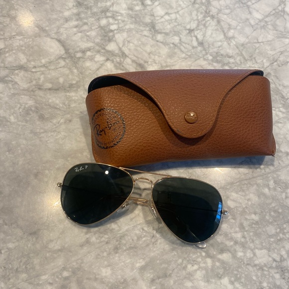 Ray Ban Polarized Aviators (Green Classic w gold frames) - Picture 1 of 5